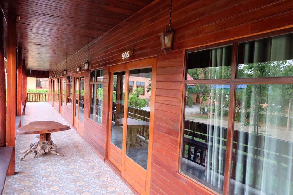 Banbor Resort 5/17