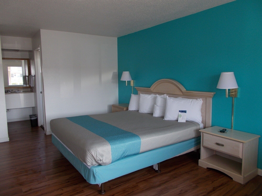 Motel6 Fort Bragg, CA 30/49