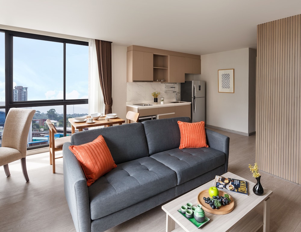 Madera Residence Siracha 43/61