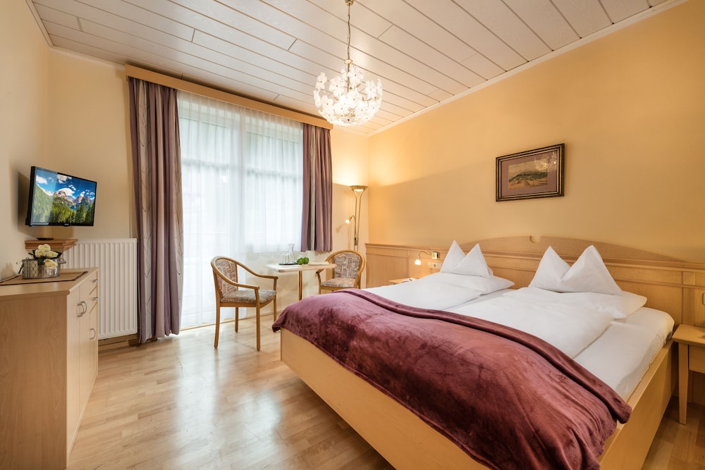 Hotel Alpenblick 11/79
