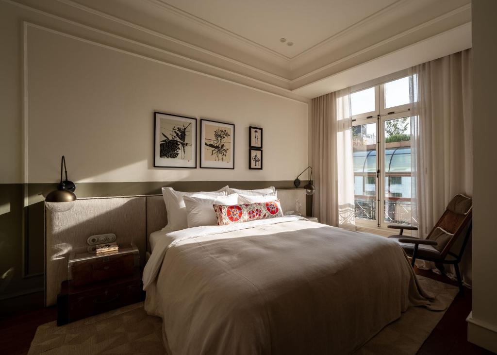 Hovagimyan Hotel & Suites 6/16