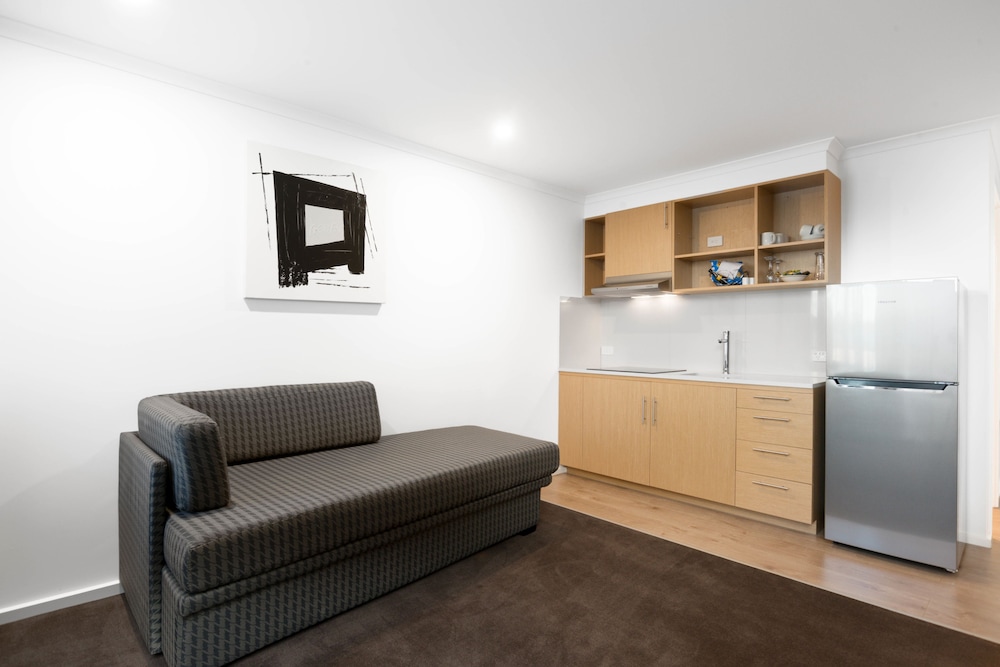 New Crossing Place Motel 25/43