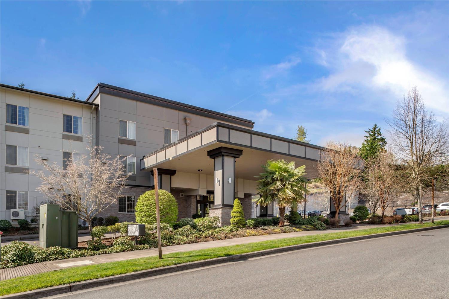 Comfort Suites Eugene University, OR 5/24