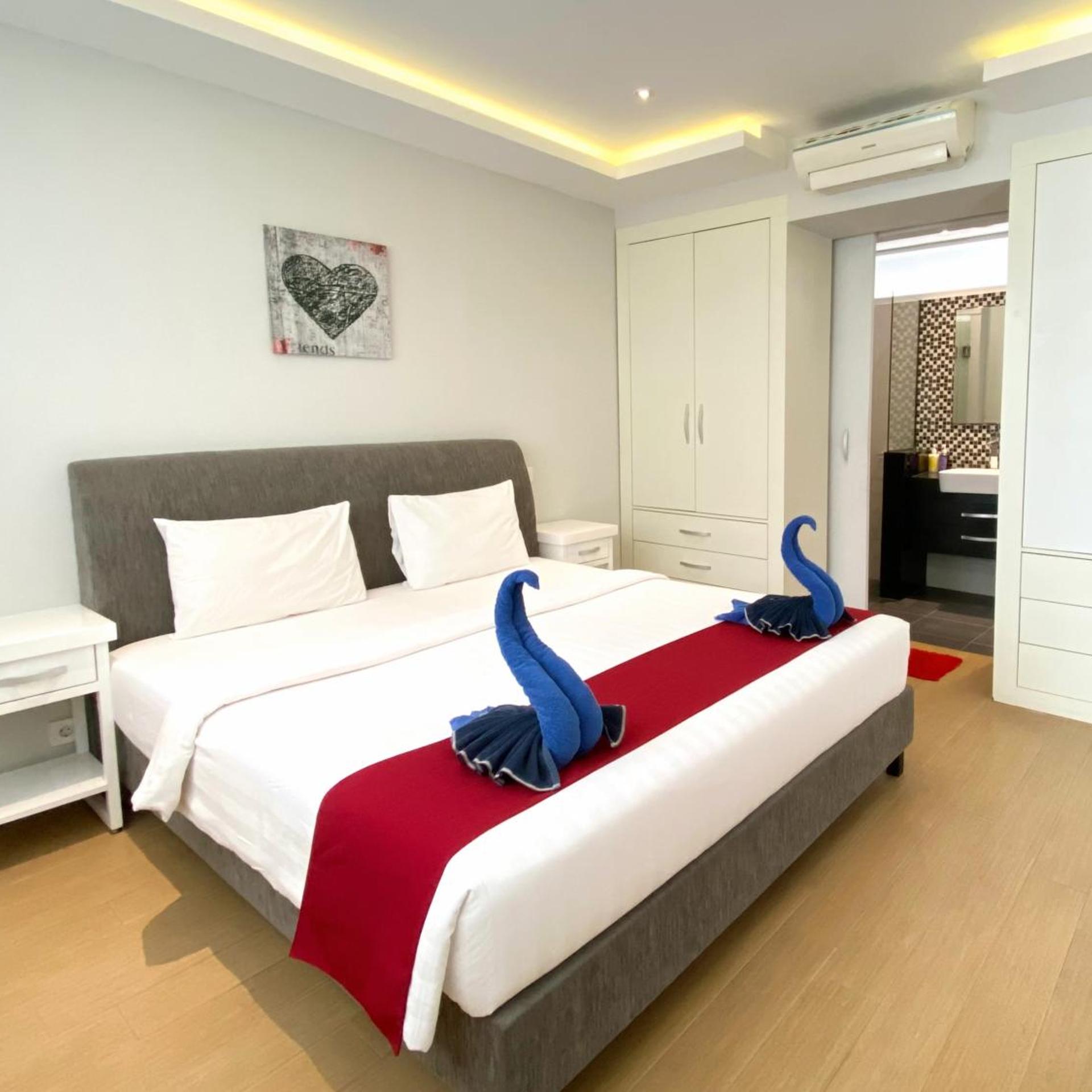 SUPERIOR, DOUBLE BED