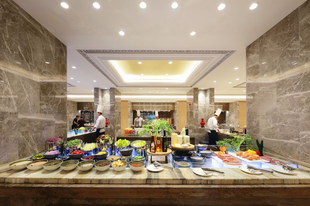 Fuzhou Lakeside Hotel 33/48