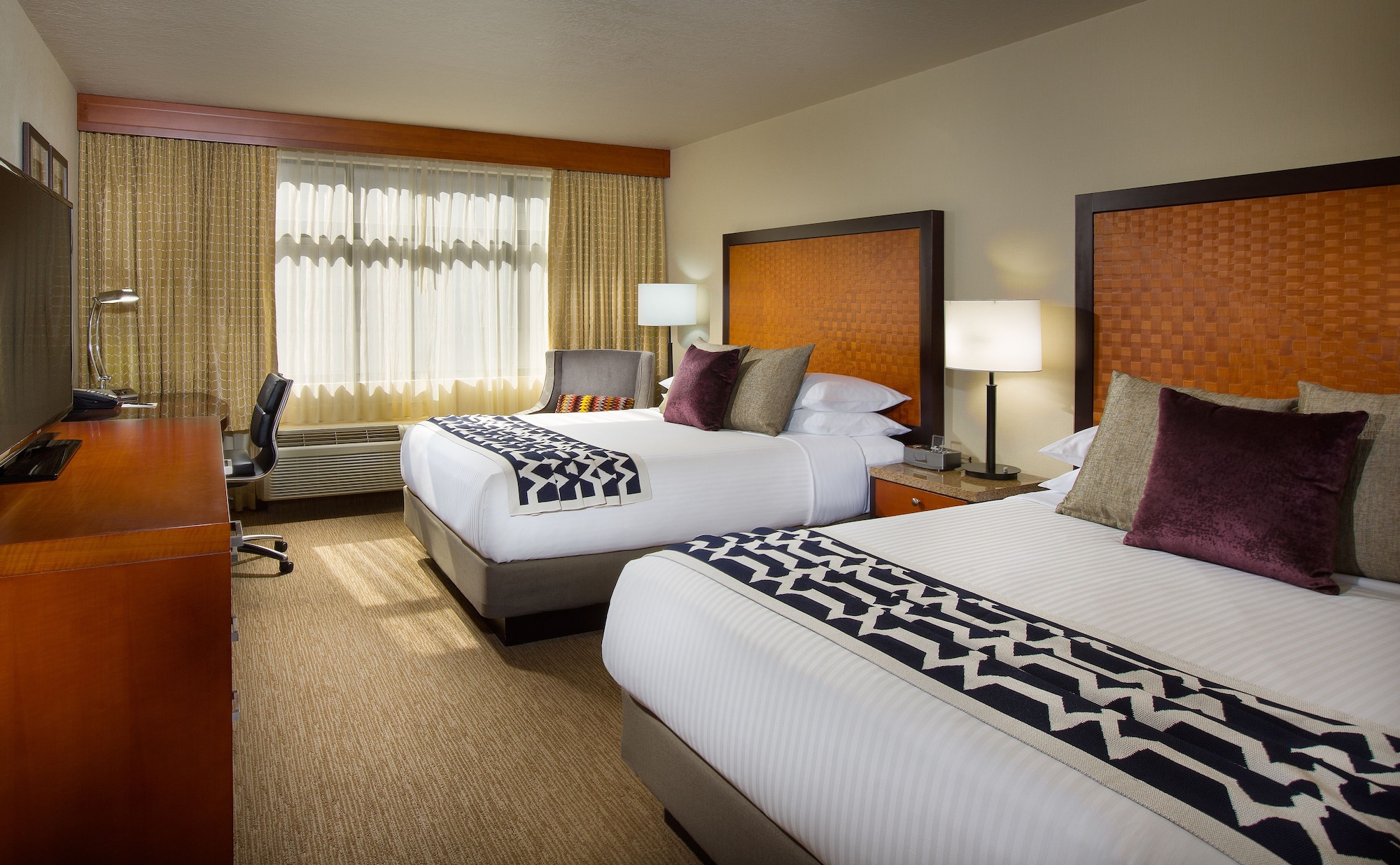 Urban, 2 Queen Beds