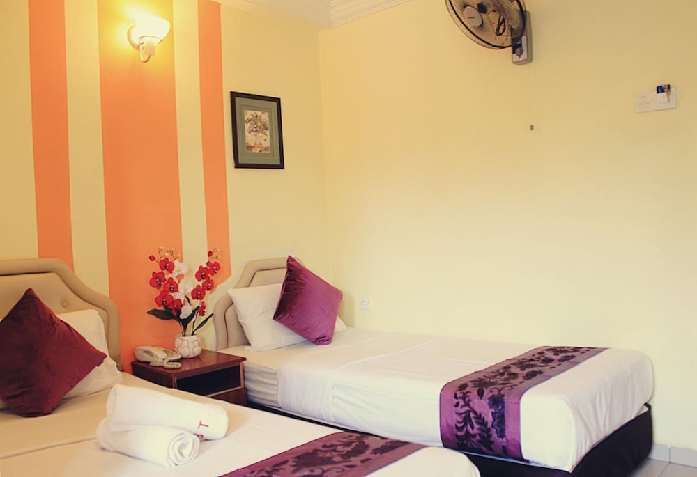 SUN INNS MERU RAYA 21/30