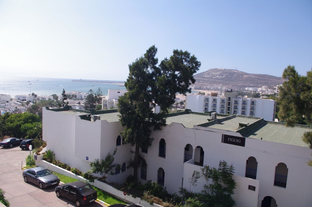 Anezi Tower Hotel 48/50