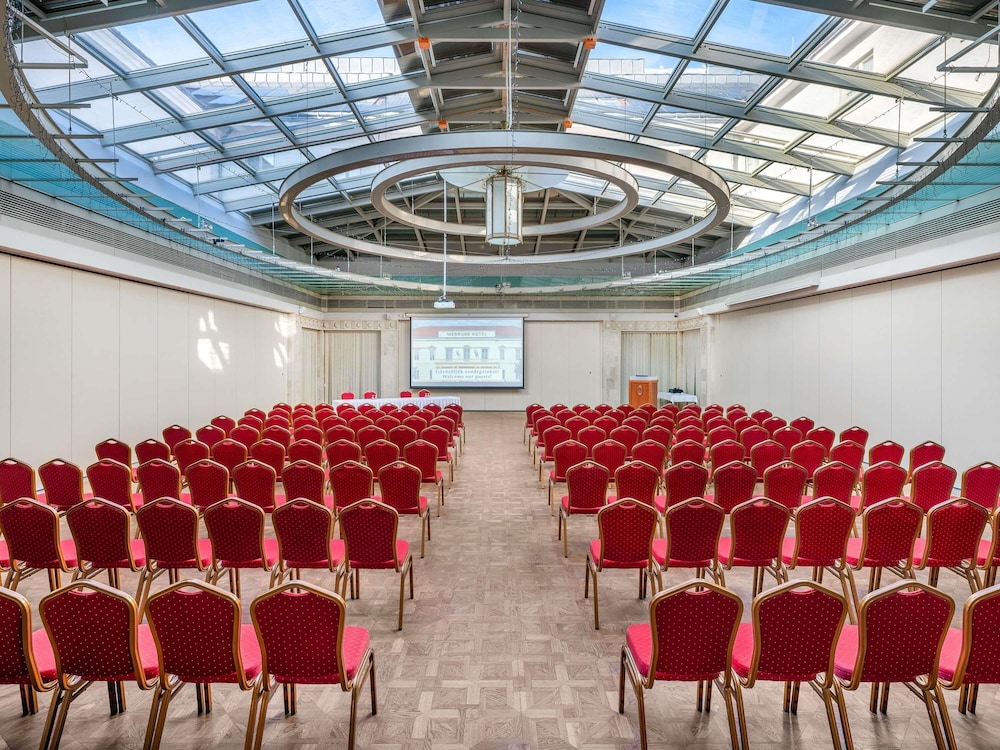 Mercure Szekesfehervar Magyar Kiraly 57/64