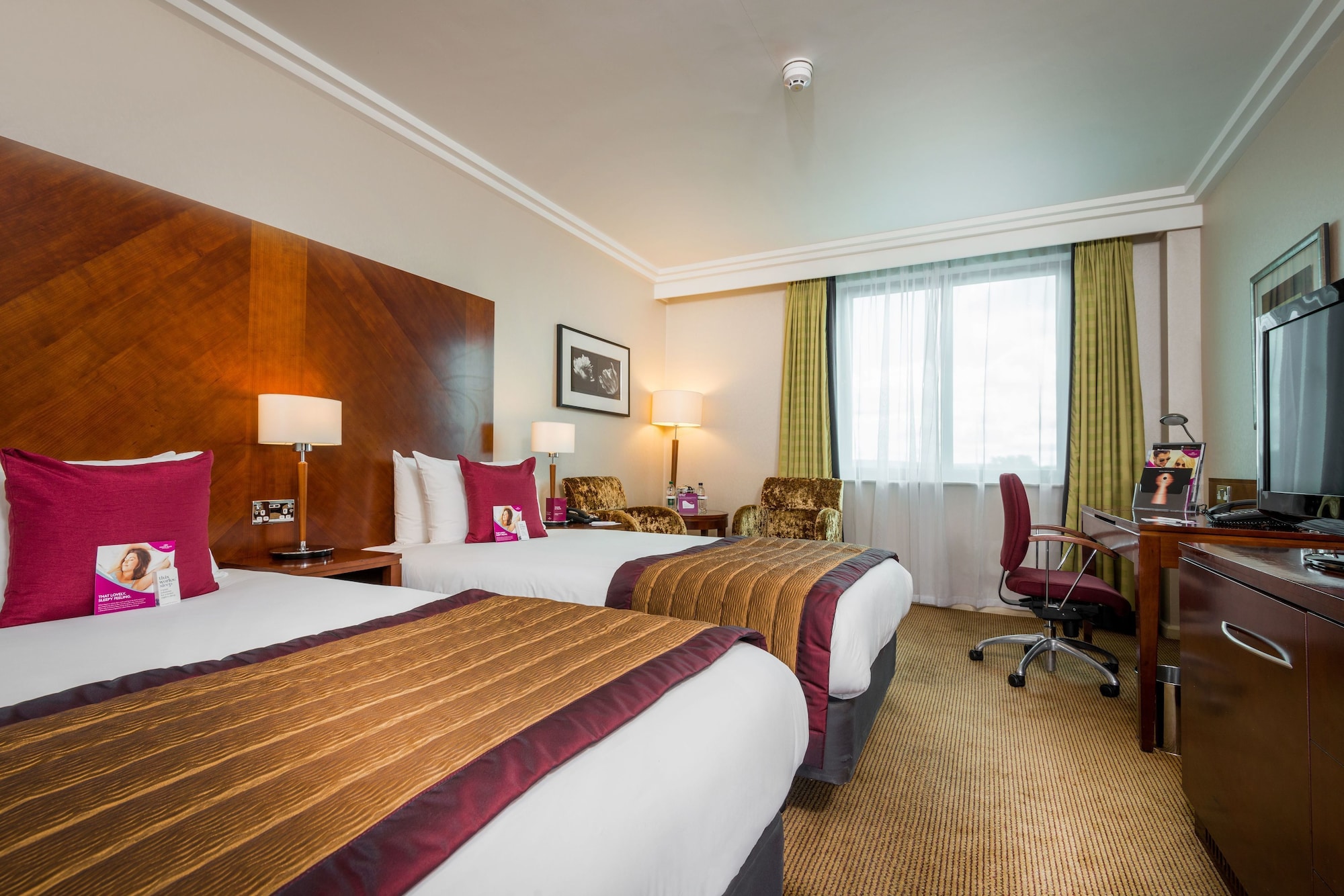 STANDARD, TWIN BEDS
