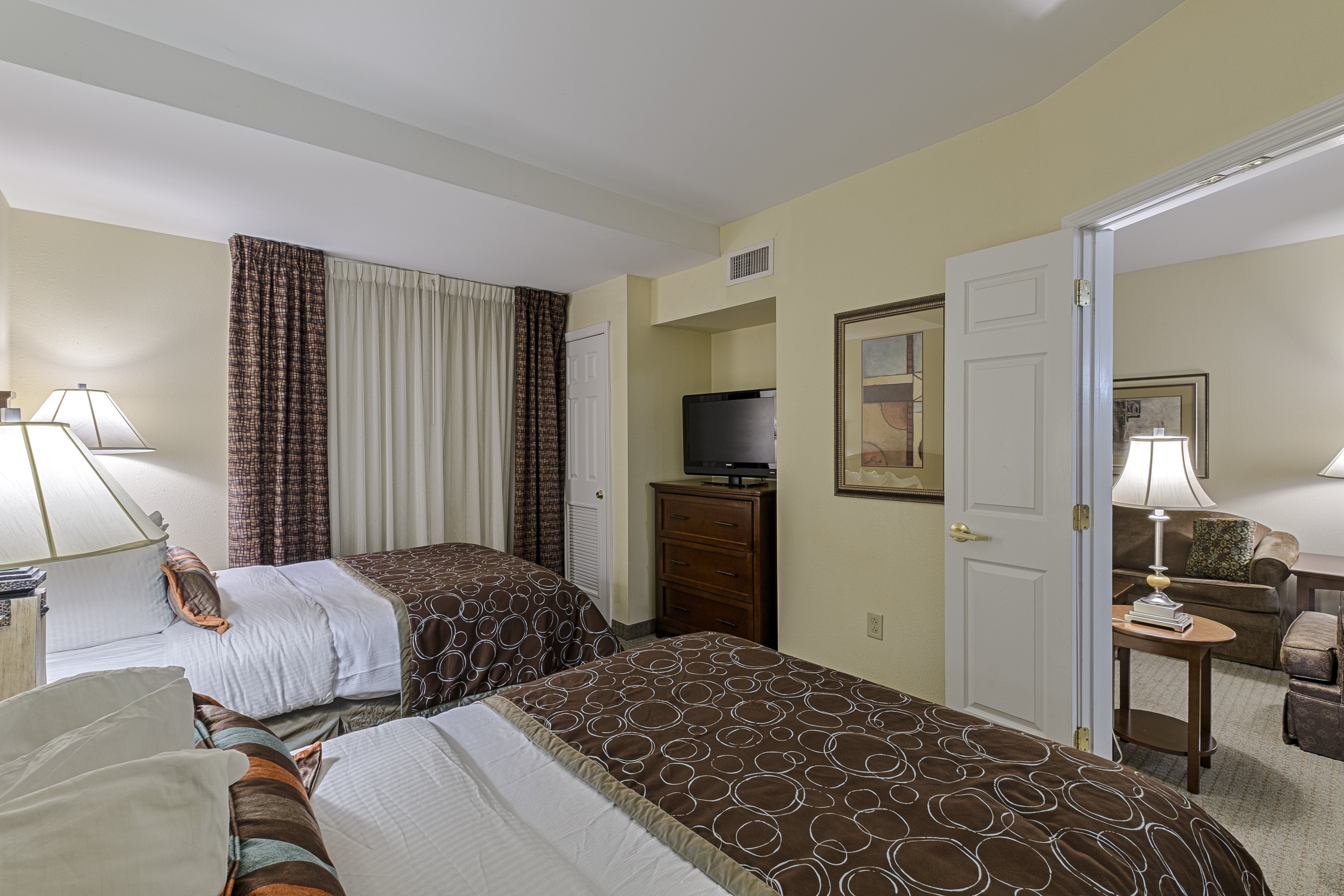 Staybridge Suites Harrisburg Hershey 24/79
