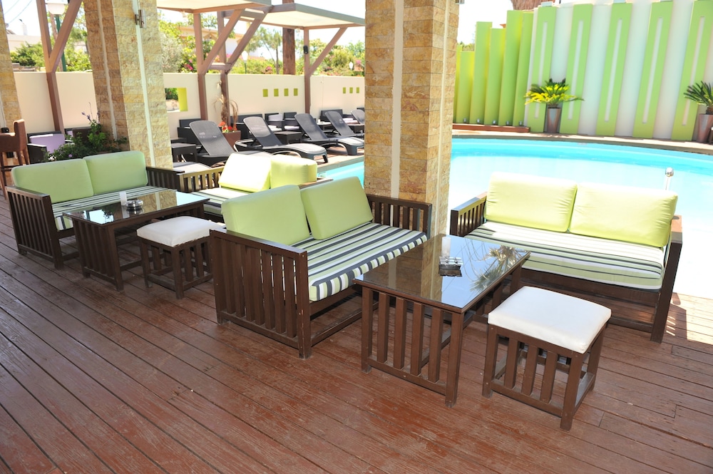 Heleni Beach Hotel 35/50
