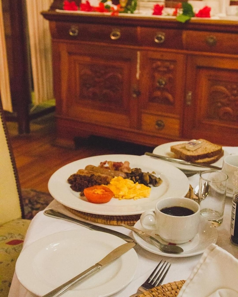 Pontac Manor Hotel 18/28