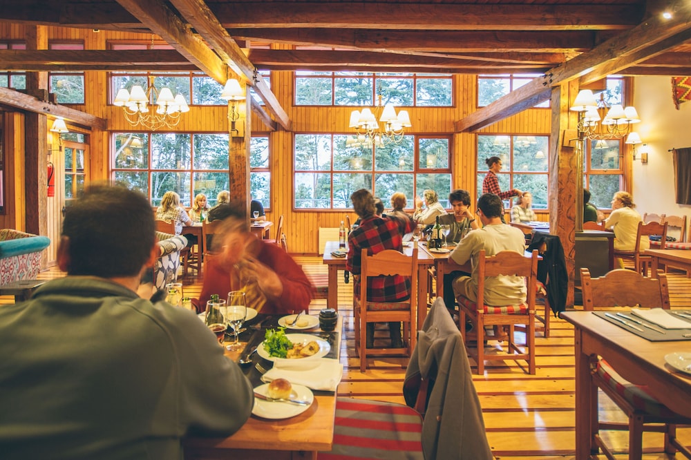 restaurant-cafeteria
