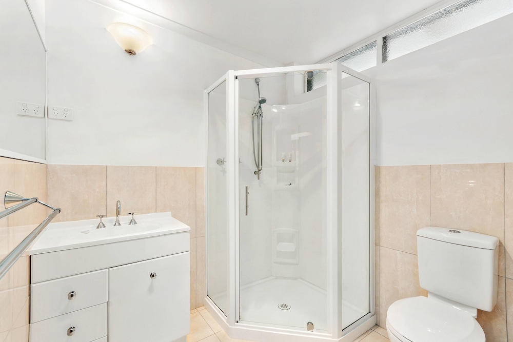 جناح بسرير كوين، Quality Inn & Suites Traralgon 4/5