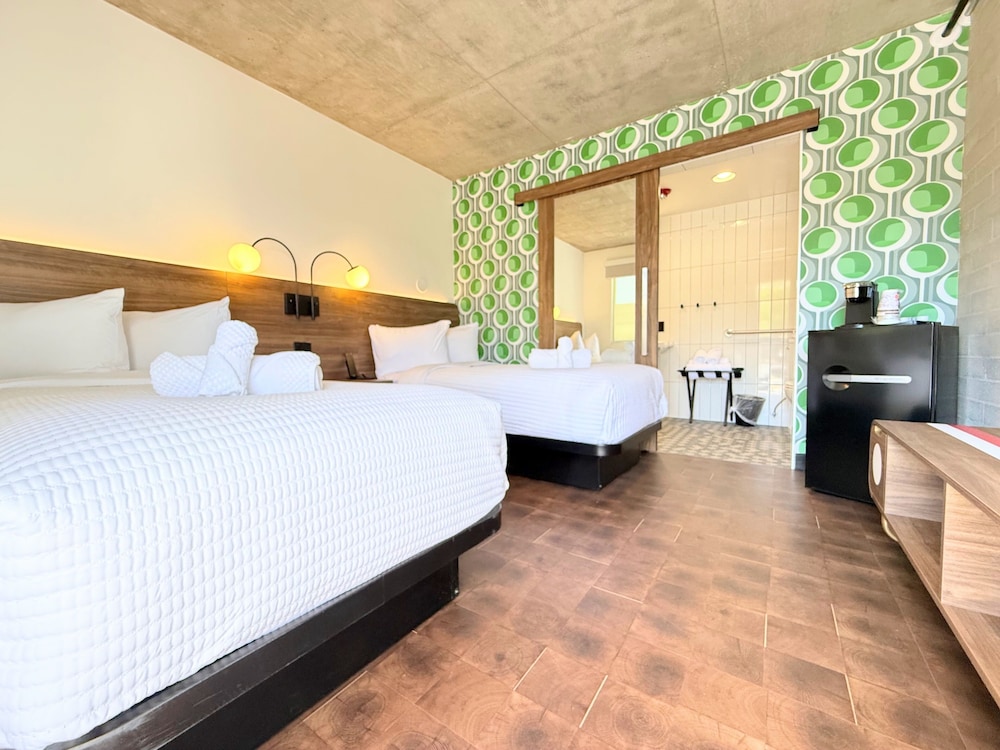 ROOM, TWIN BEDS, GROUND FLOOR, ACCESSIBLE