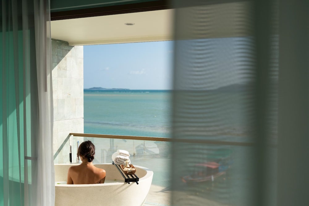 The Beach Samui 33/71