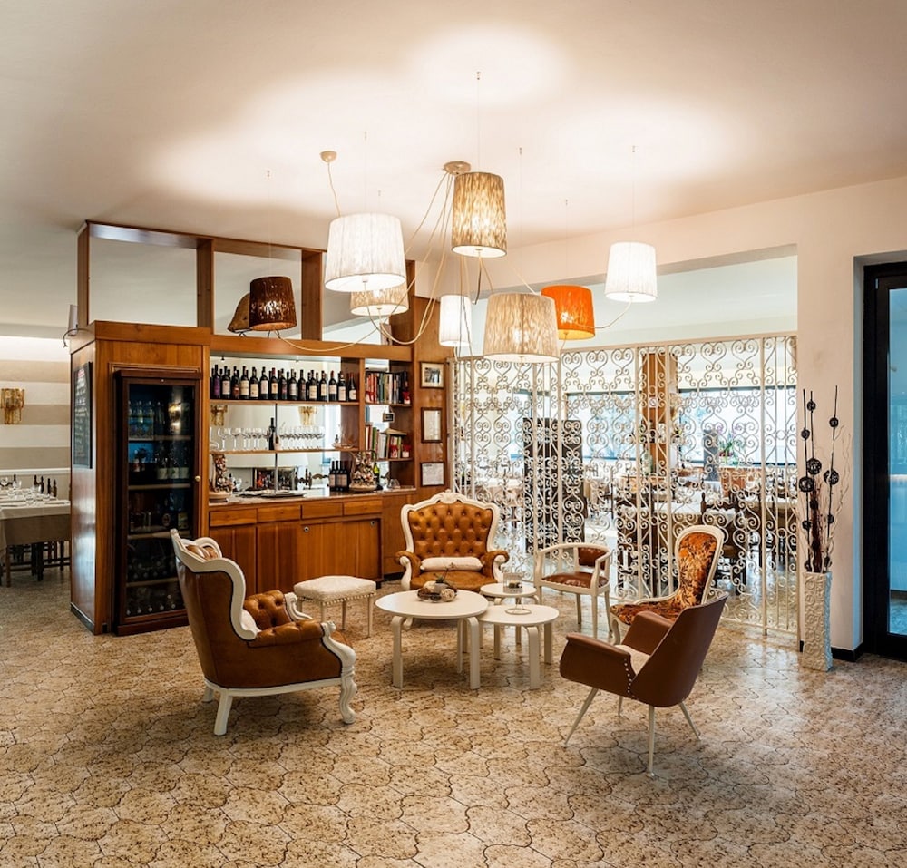 Hotel Ristorante Milano 20/34