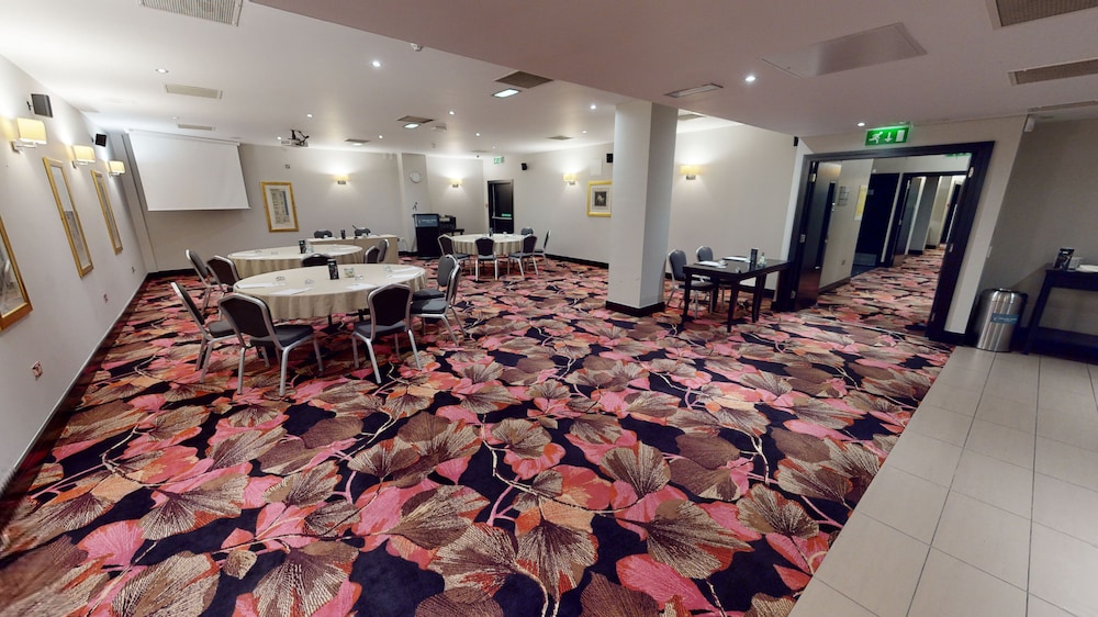 Ashling Hotel Dublin 53/64