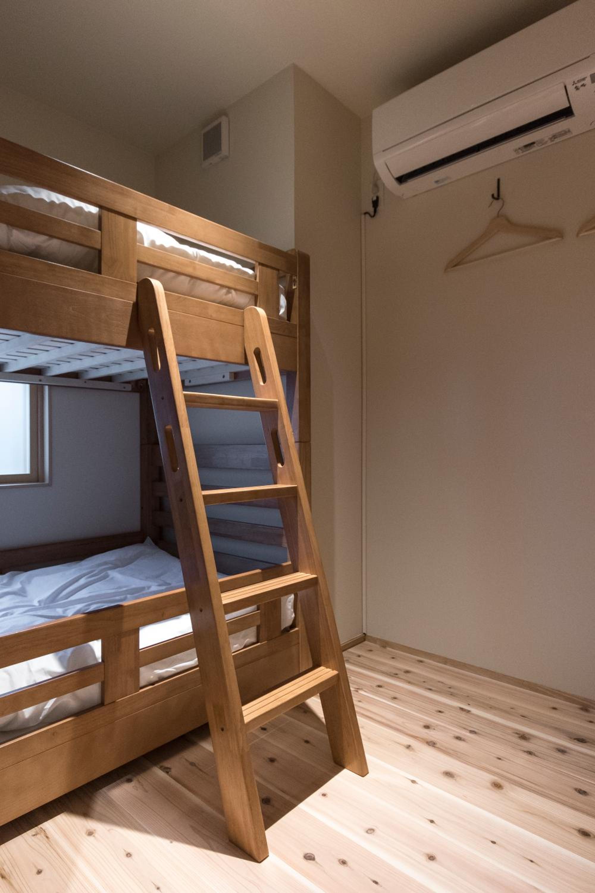 ROOM, BUNK BED, SHARED BATHROOM