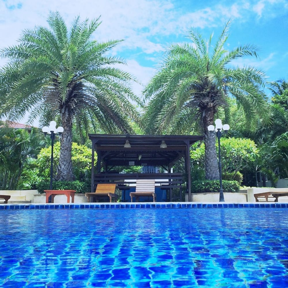 Serene Sands Health Resort 55/59