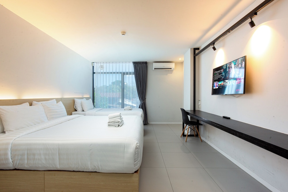 BOOK Design HOTEL -SHA Extra Plus 14/50