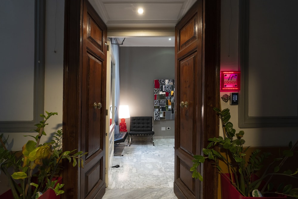 H Rooms Naples Boutique Hotel 36/50