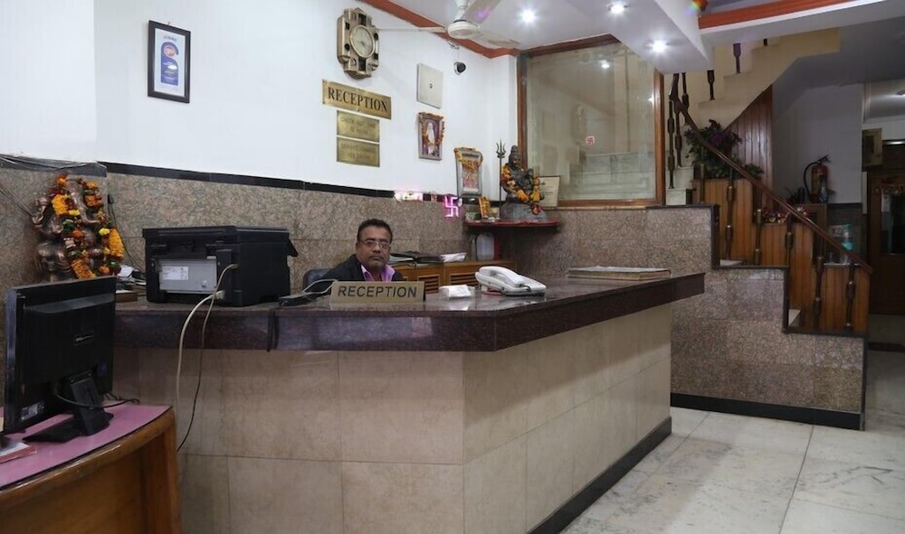 Hotel Delhi Regency 6/63