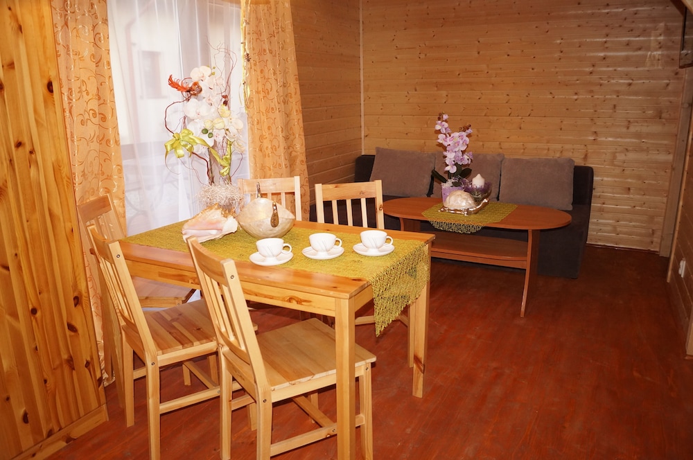 VILLA AMBER 32/50