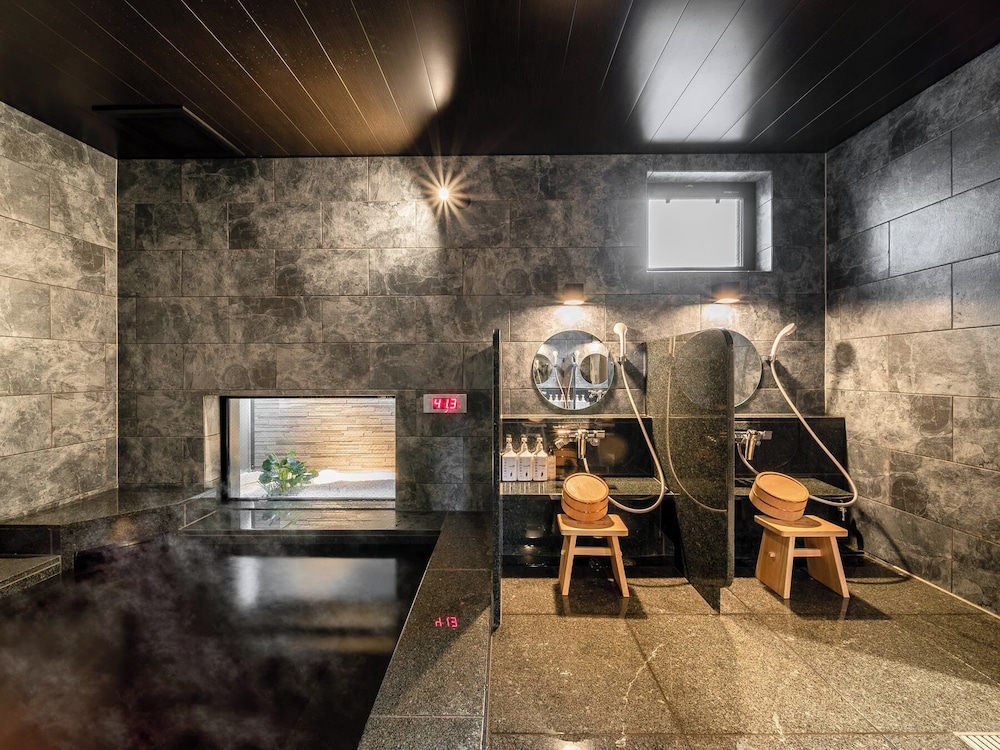Super Hotel Premier Nagoya Tennenonsen Sakuradoriguchi 62/64