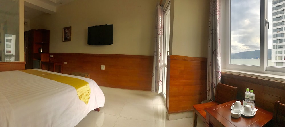 Hoang Yen Canary Hotel 37/66