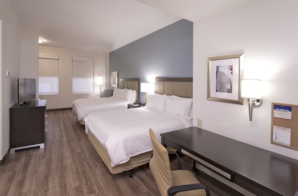 Candlewood Suites Baltimore - Inner Harbor 16/43