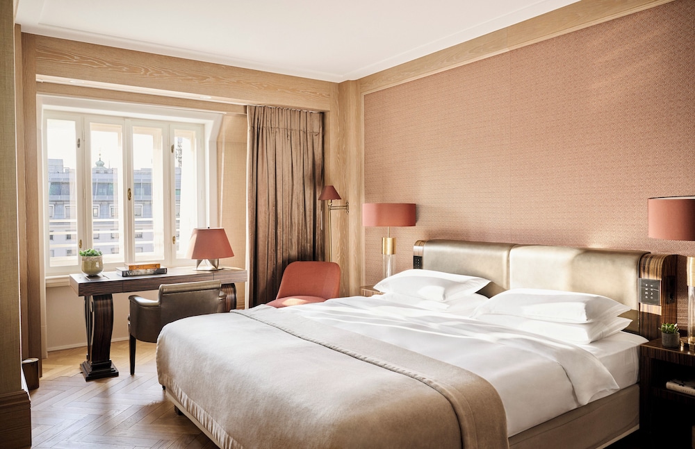 Royal, Penthouse Suite, 3 King Beds