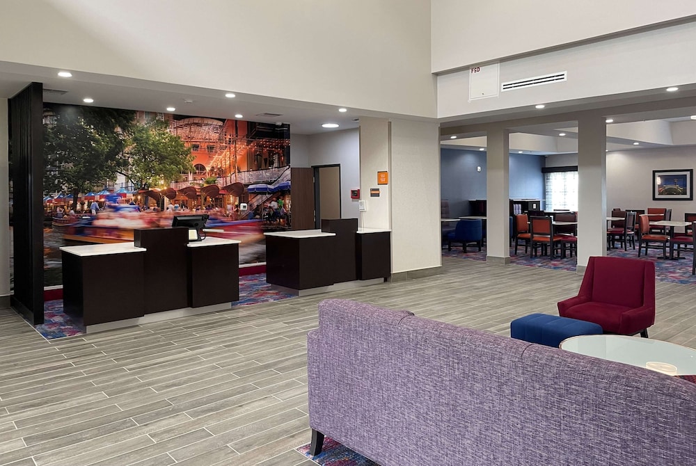 La Quinta Inn & Suites by Wyndham Schertz 4/34