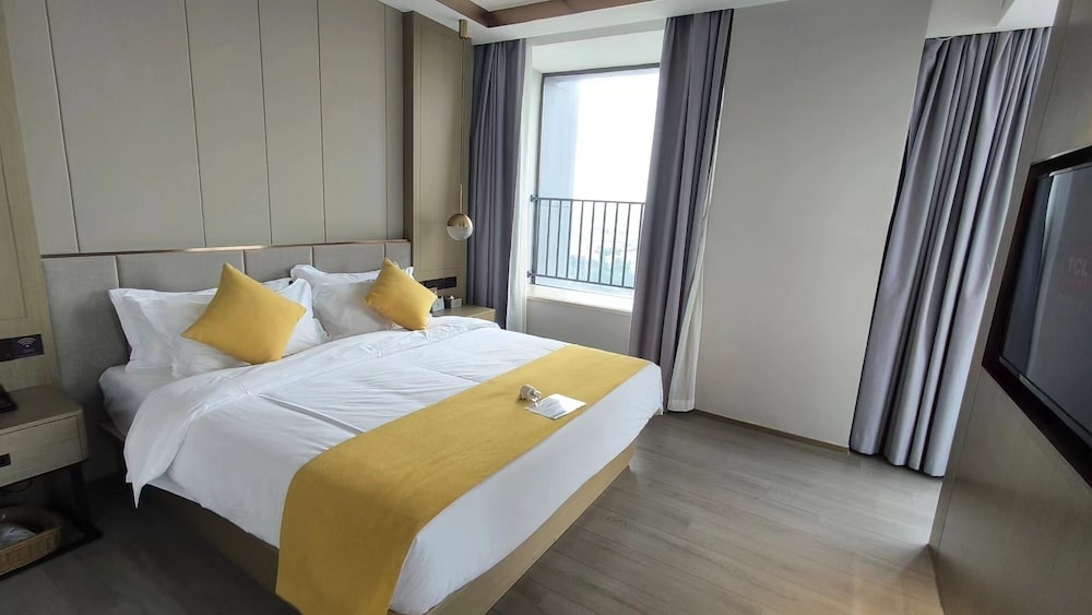 Poltton International Apartment (Guangzhou Panyu Government Affairs Center) 15/47