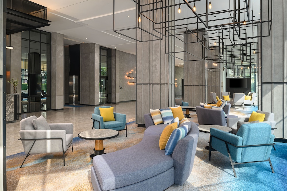 Holiday Inn Suites Siracha Laemchabang 43/78