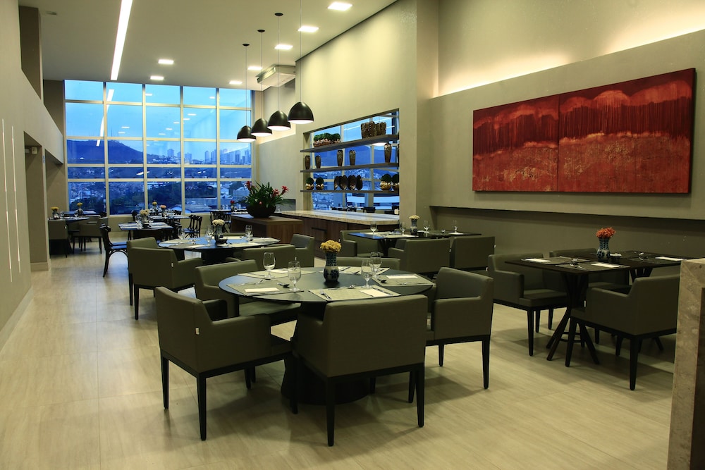 Bh Raja Hotel 37/46