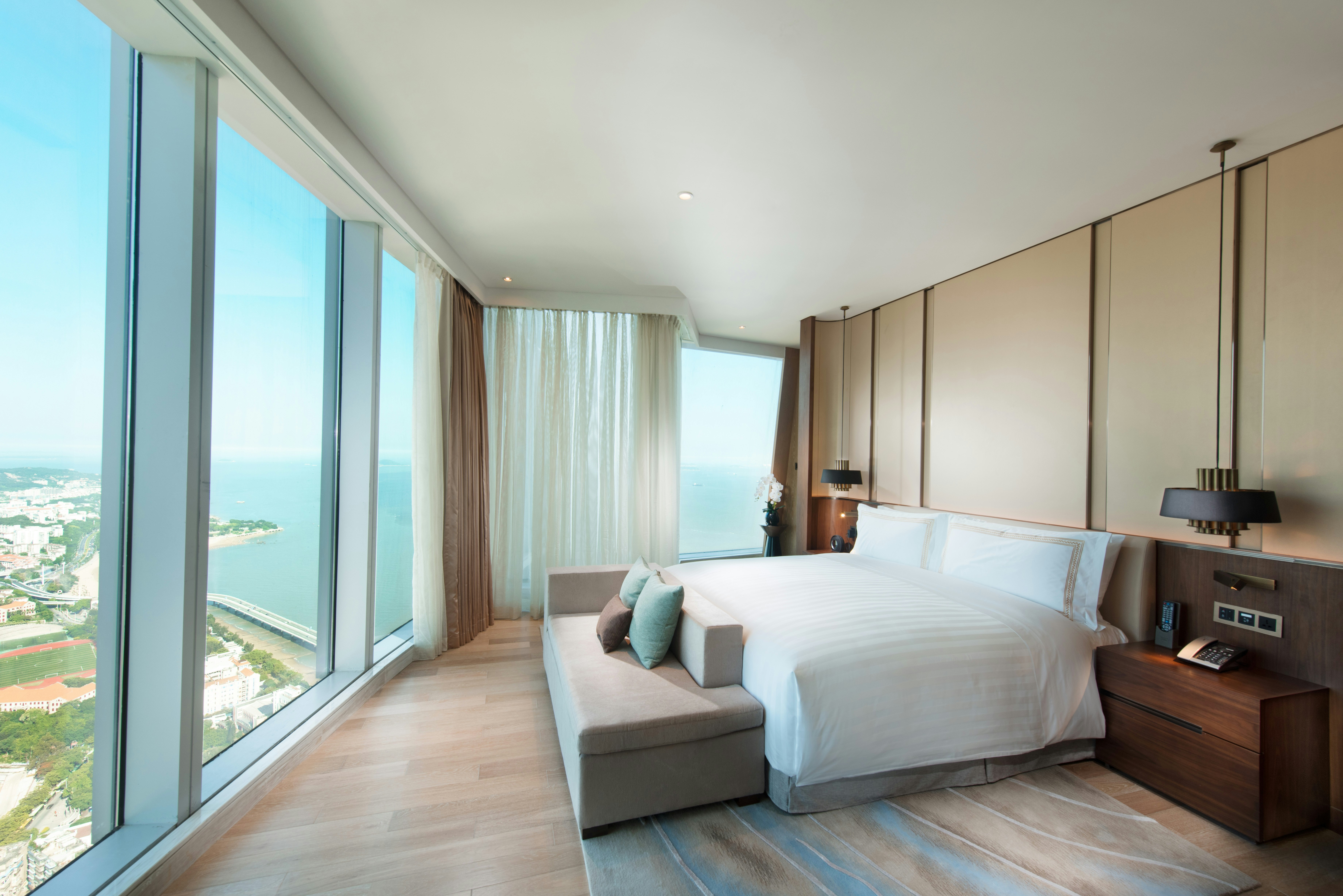 Conrad, Suite, King Bed
