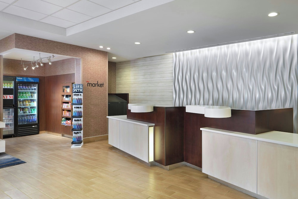 Fairfield Inn & Suites Niagara Falls 6/46