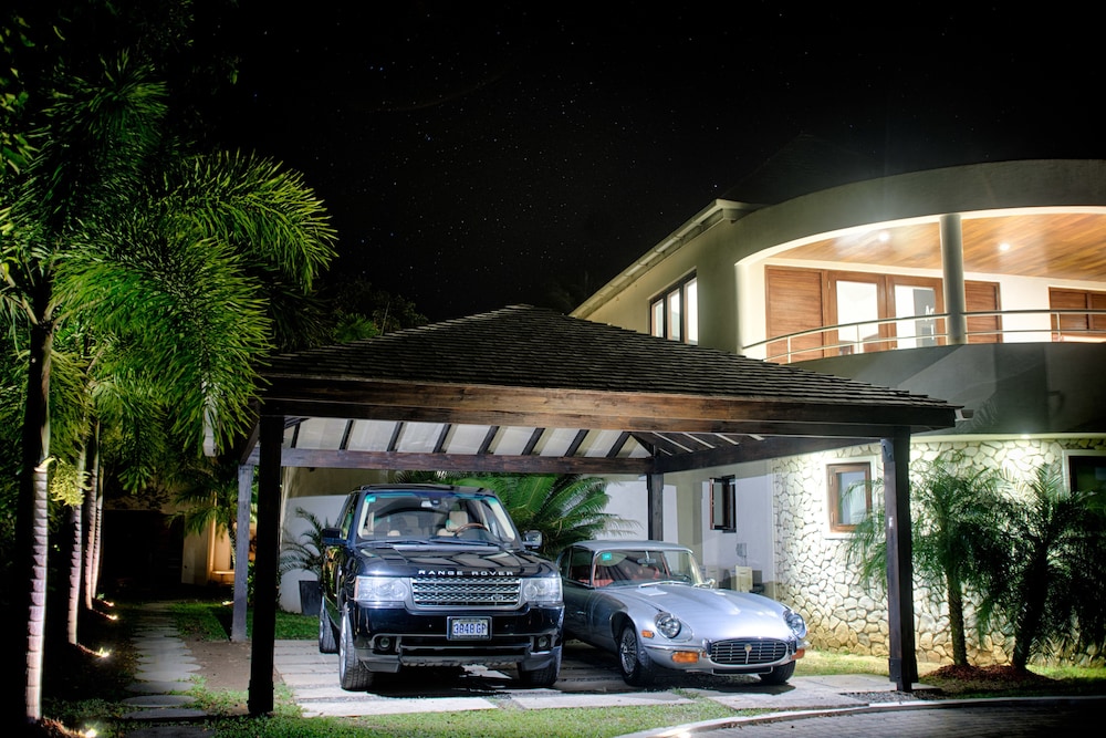 Cocosan Villa 25/33