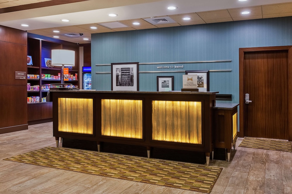 Hampton Inn Suites Bend 11/48