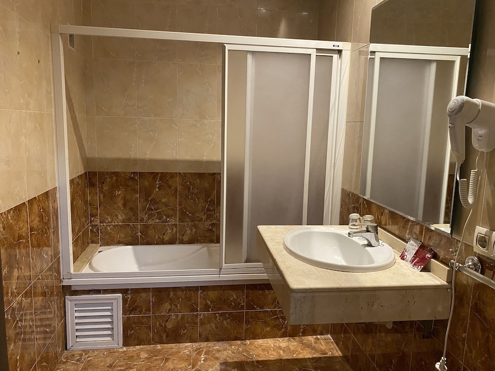 HOTEL JOMA 20/23