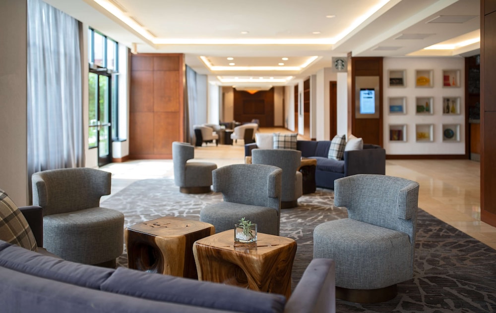 Hyatt Regency Coralville 36/66