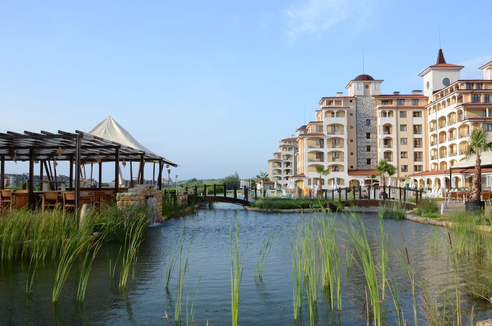 Sunrise All Suites Resort 42/49
