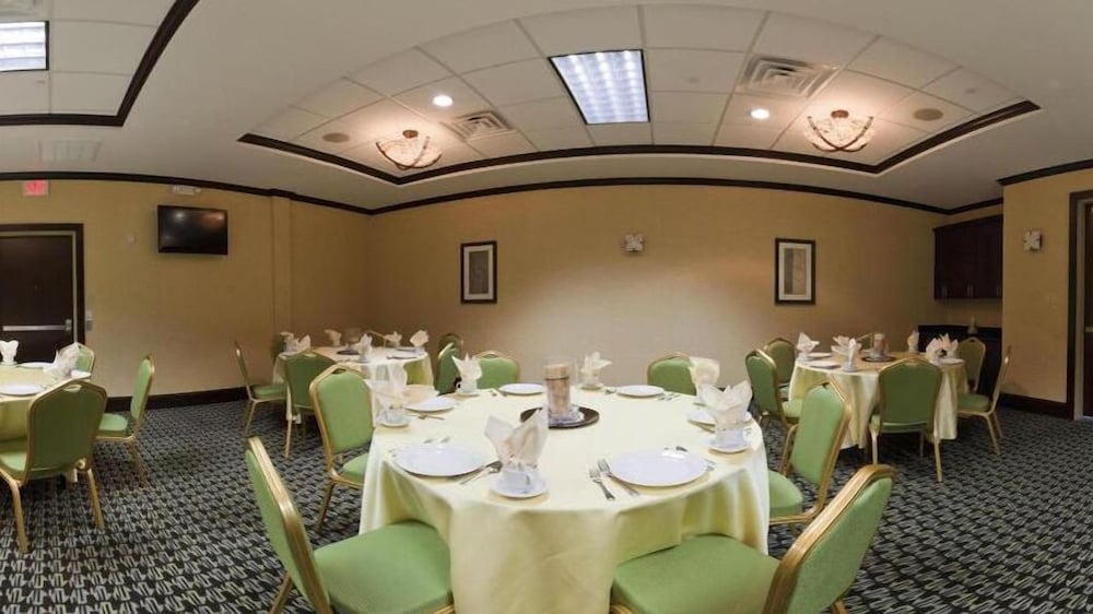 Holiday Inn Hou Energy Corridor Eldridge 63/78
