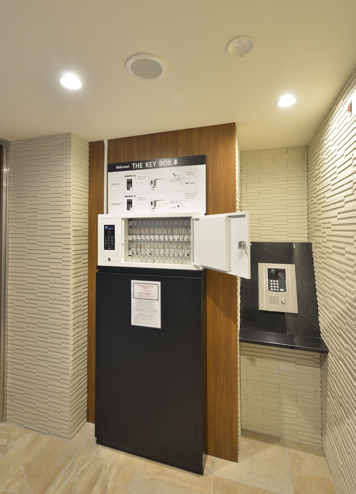 Residence Hotel Hakata 8 2/38