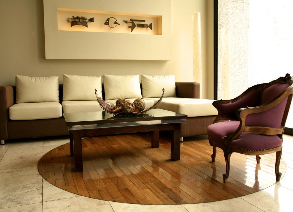 Ayres de Salta Hotel 18/25