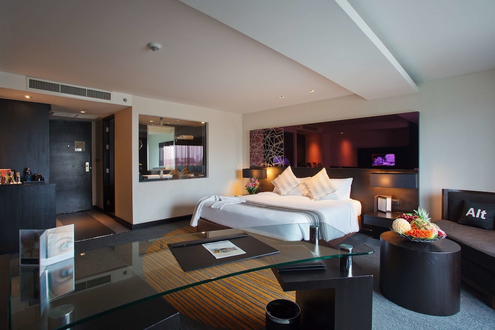 Golden Tulip Mandison Suites 15/59