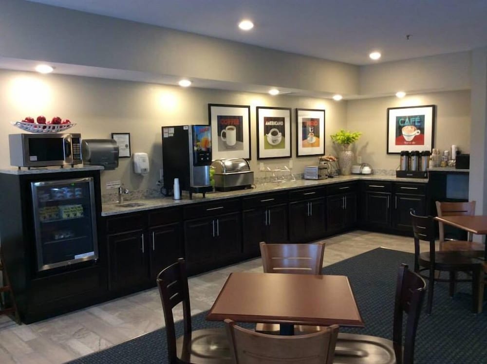 Brookstone Lodge Suites 30/35
