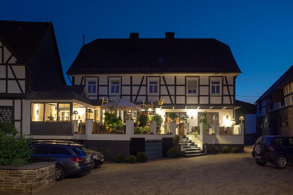 Hotel Kaiserhof Medebach 54/59